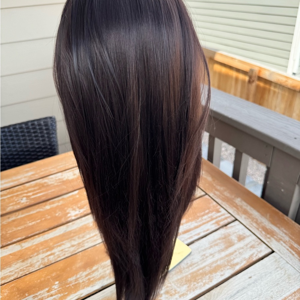 CSC / Sleek Dark Brunette Wig